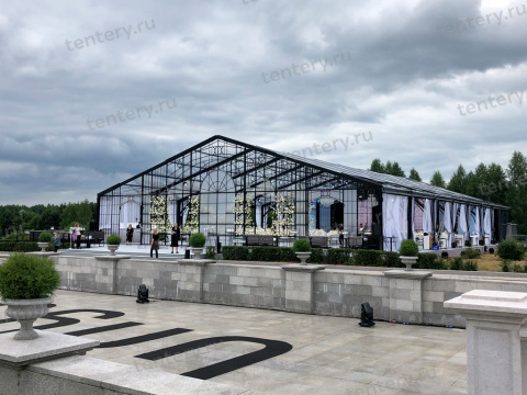 Шатёр для свадьбы в клубе «Villa Michetti»