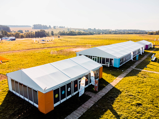 Двускатный шатер